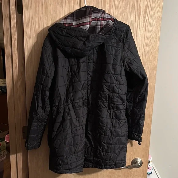 Women’s Carhartt Black Puffer Rain Jacket with Hood Weather-Resistant - Picture 7 of 7